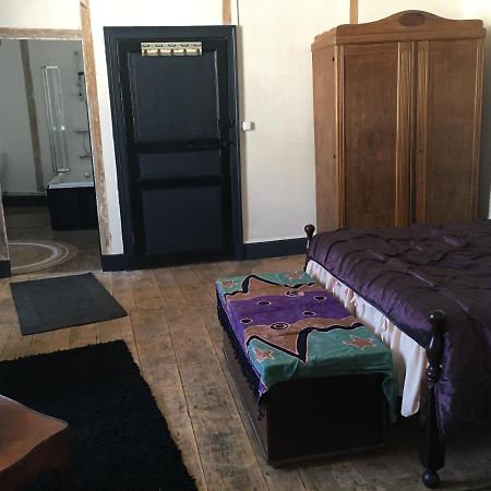 Townhouse 26 Chambres D'Hotes Civray Hotel Экстерьер фото